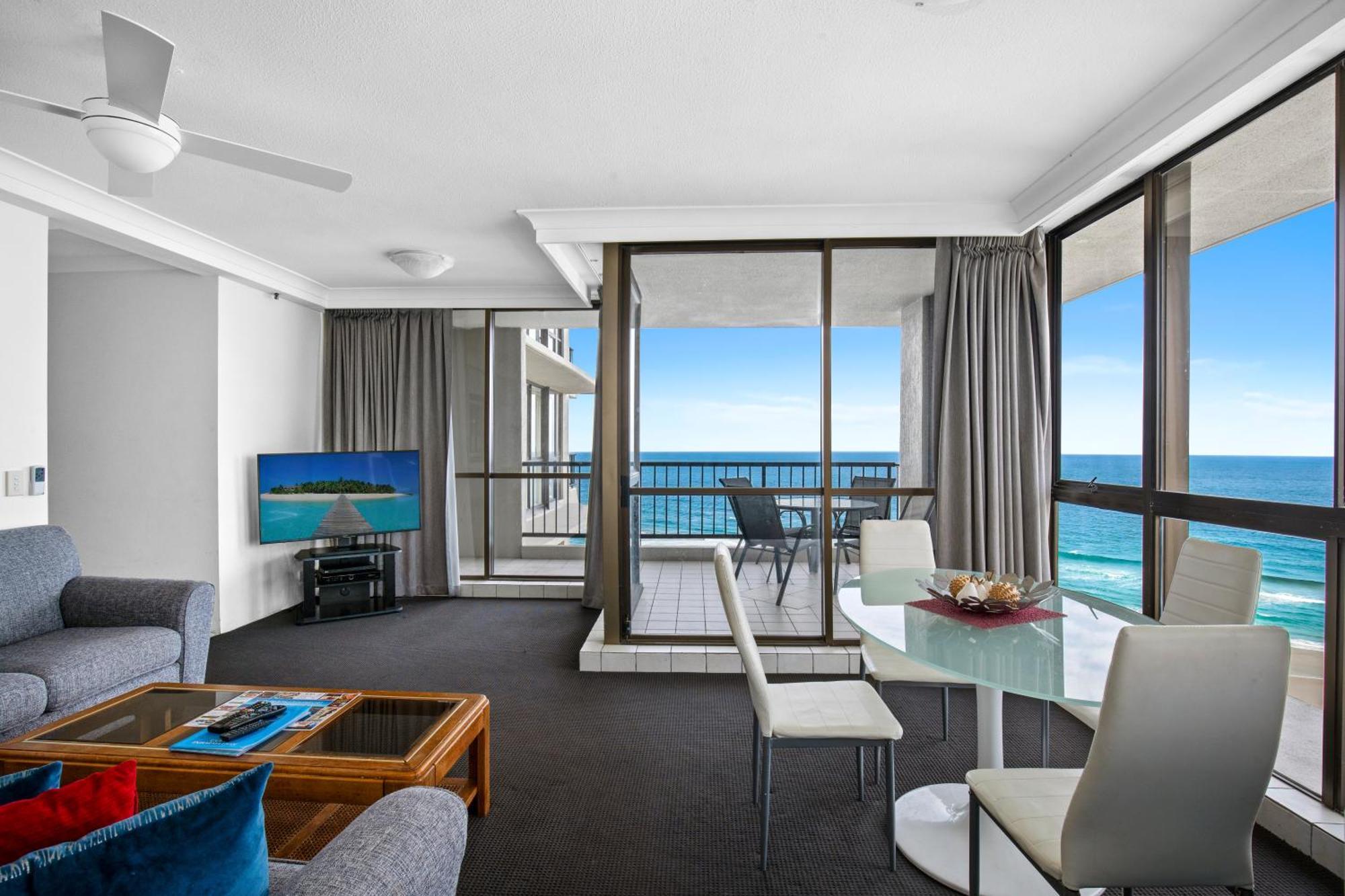 Capricorn One Beachside - Official Gold Coast