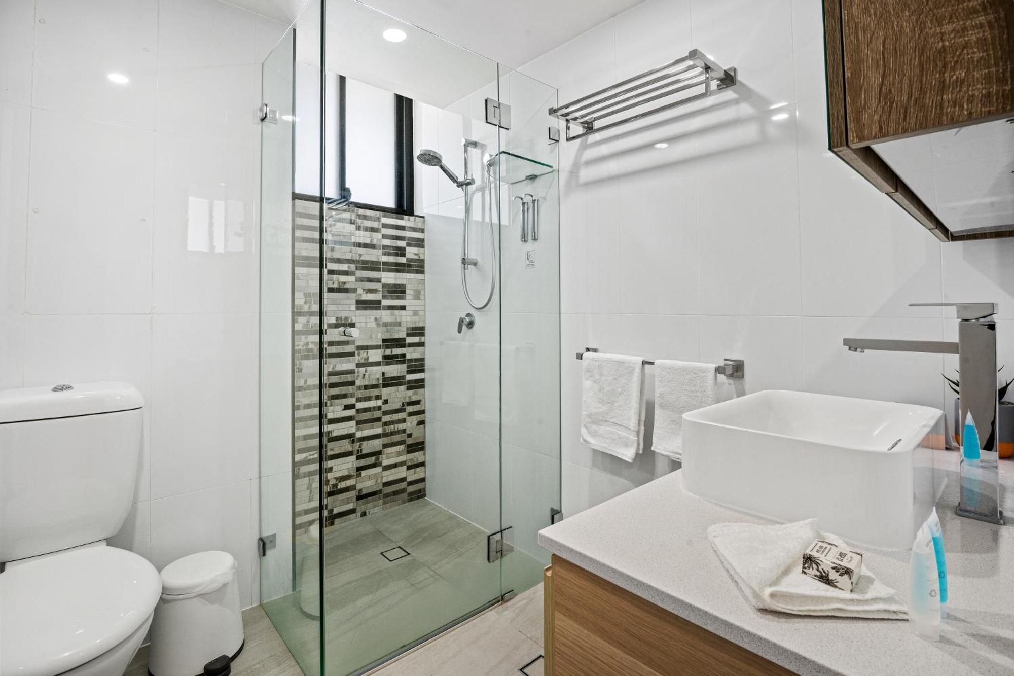 Aparthotel Capricorn One Beachside - Official 4*