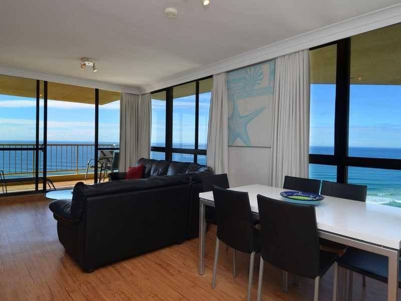 Capricorn One Beachside - Official Aparthotel 4*
