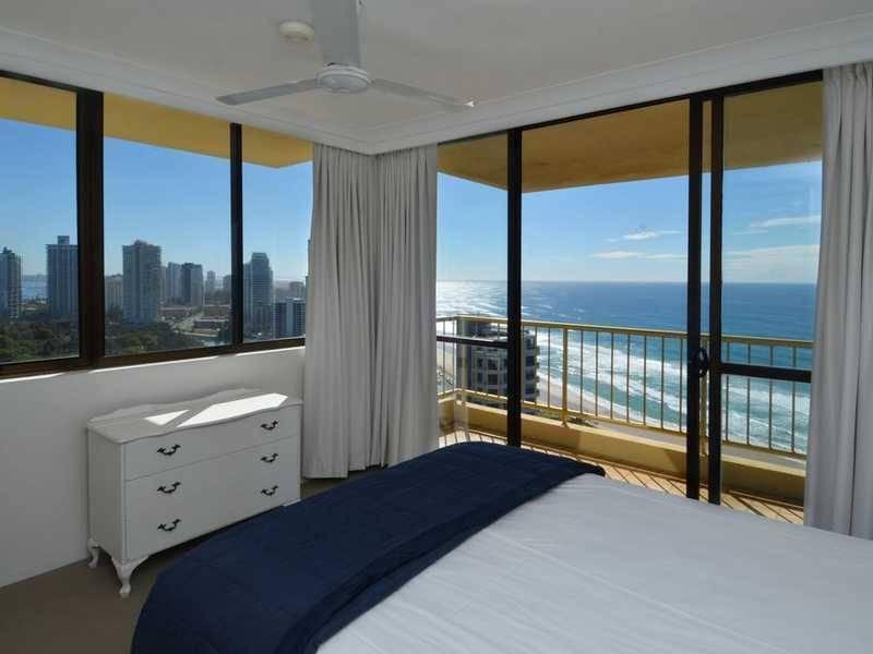 Capricorn One Beachside - Official 4*