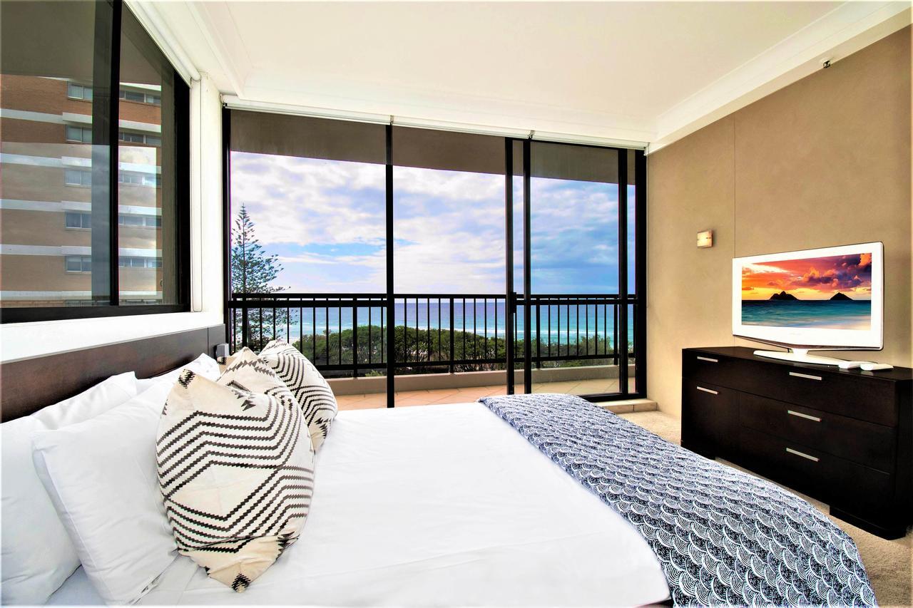 Capricorn One Beachside - Official Gold Coast