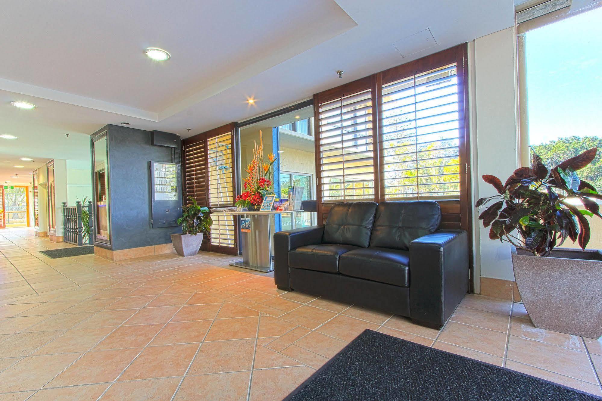 Capricorn One Beachside - Official