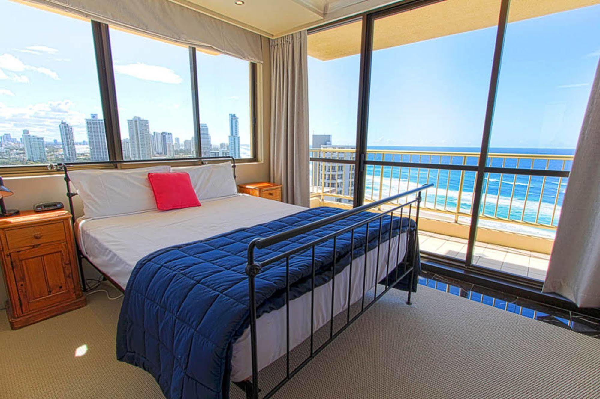 Aparthotel Capricorn One Beachside - Official