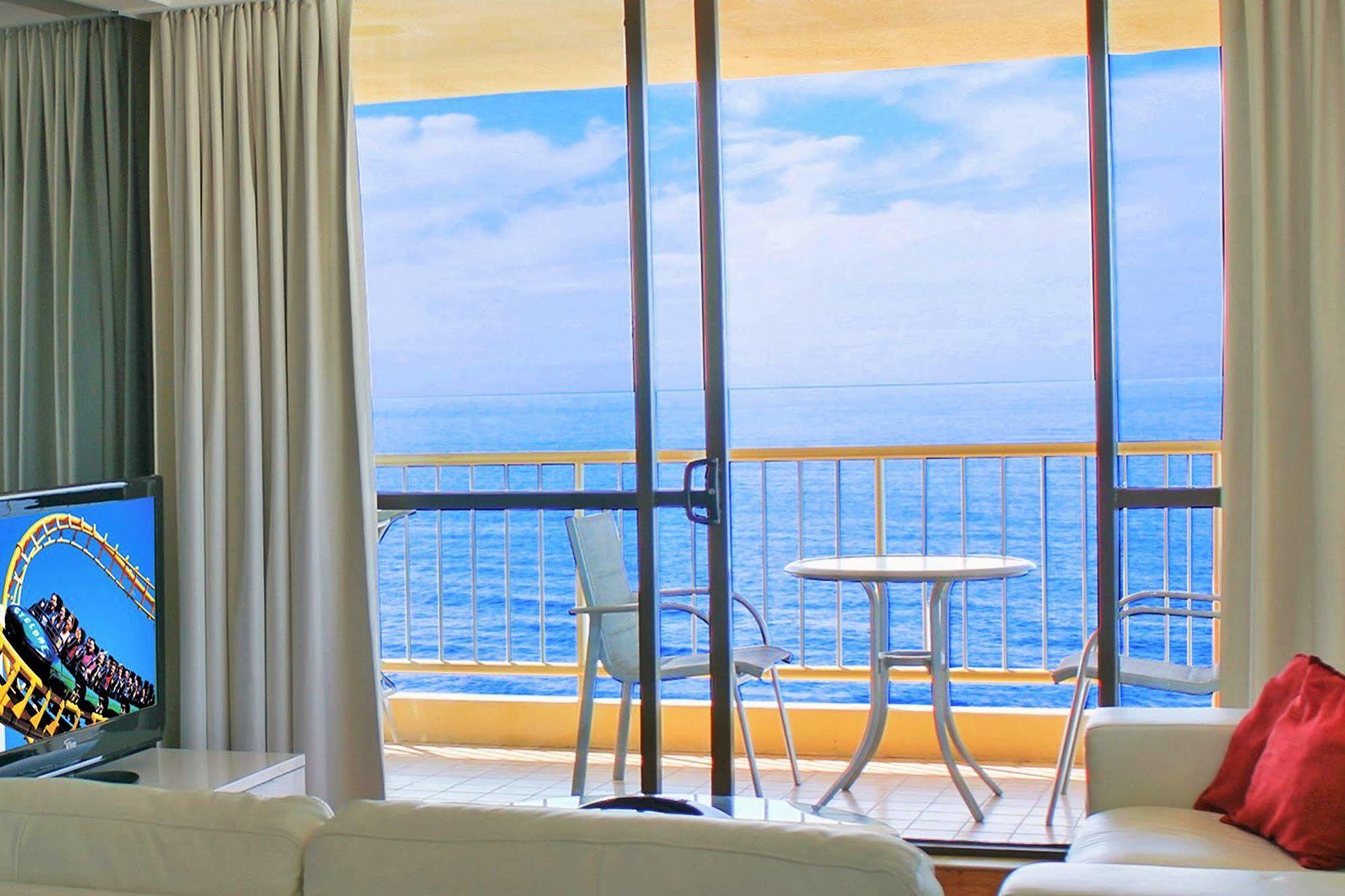Aparthotel Capricorn One Beachside - Official