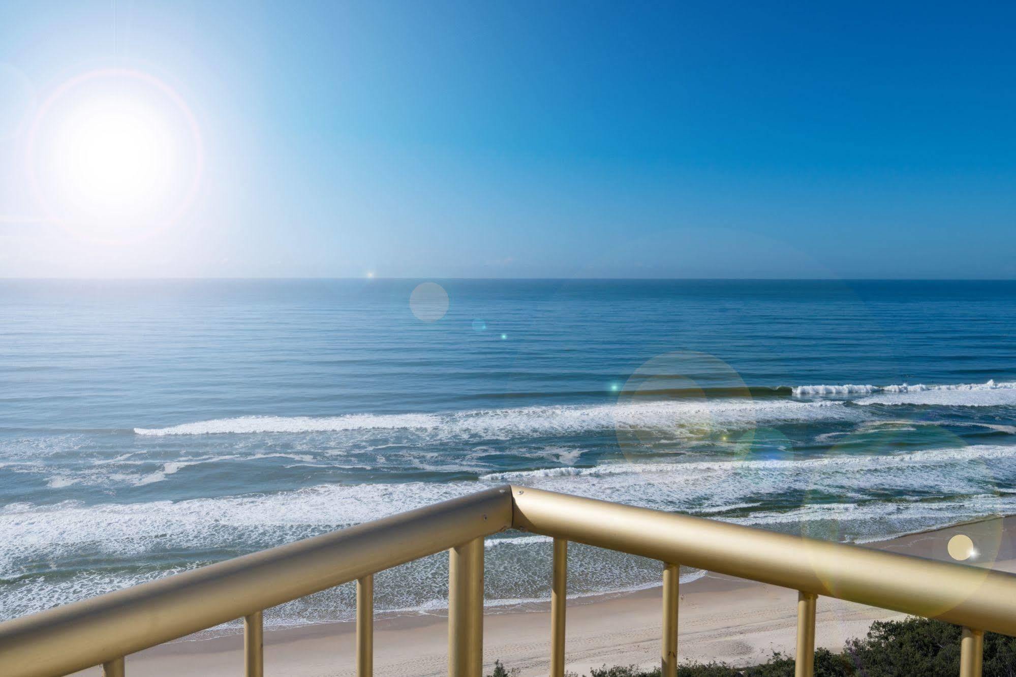 Aparthotel Capricorn One Beachside - Official