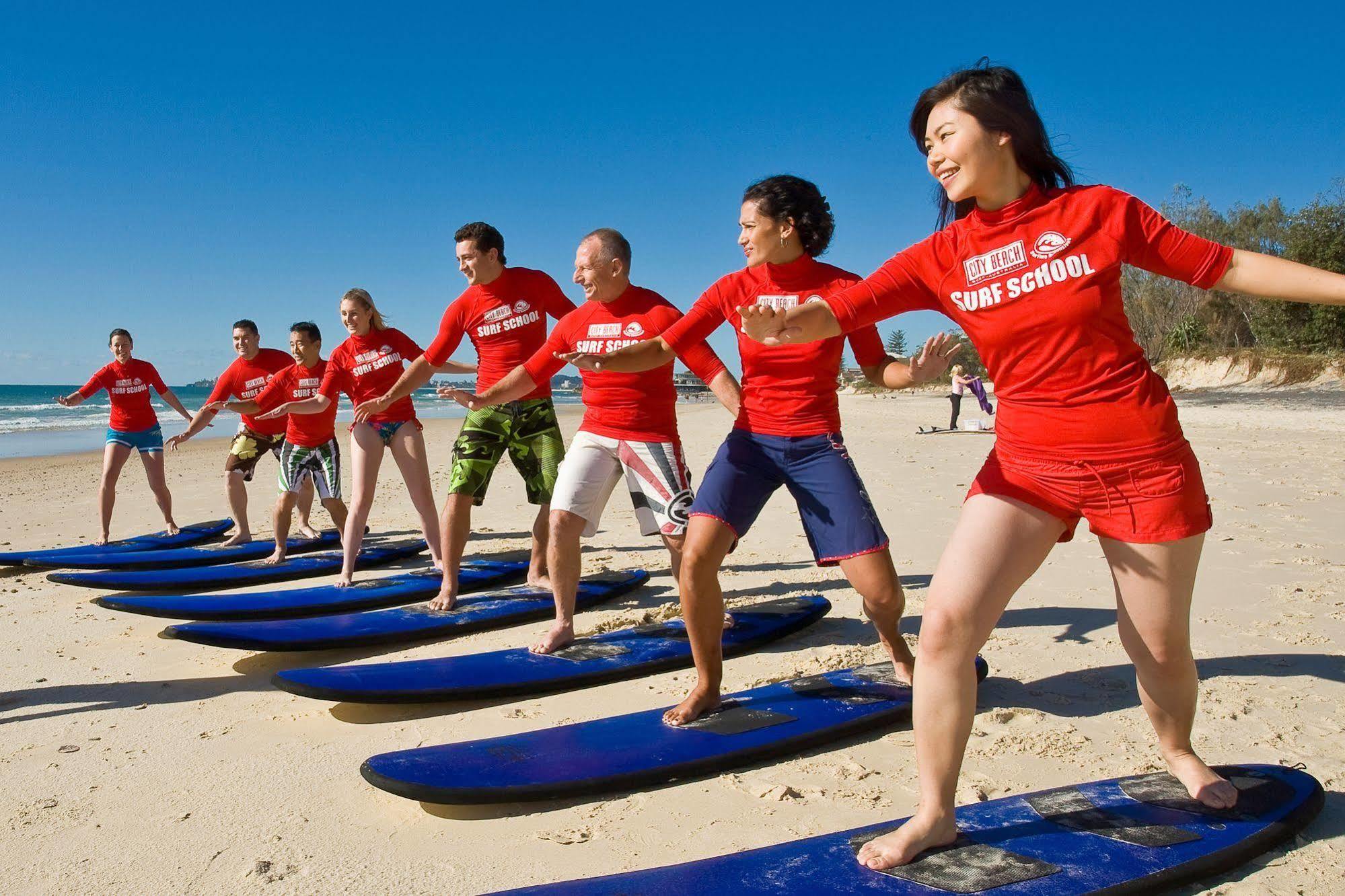 Capricorn One Beachside - Official Aparthotel Gold Coast